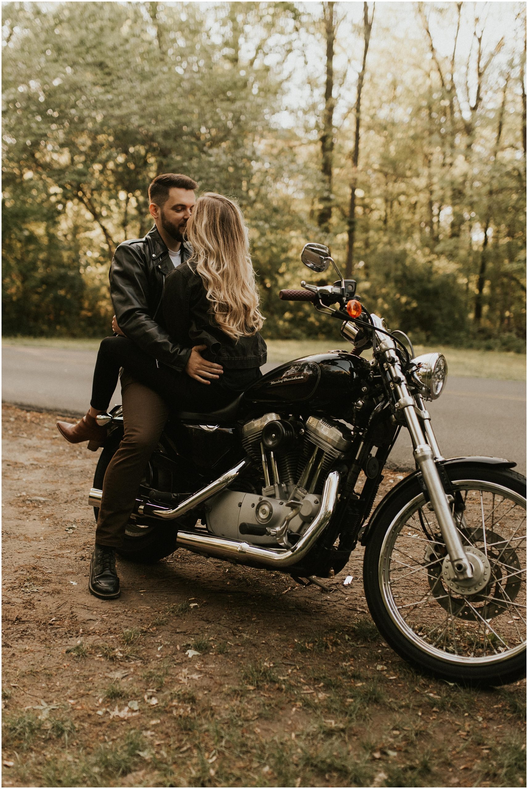 Edgy Motorcycle Couples Session | Reston, Virginia - hannahbaldwinphotography.com