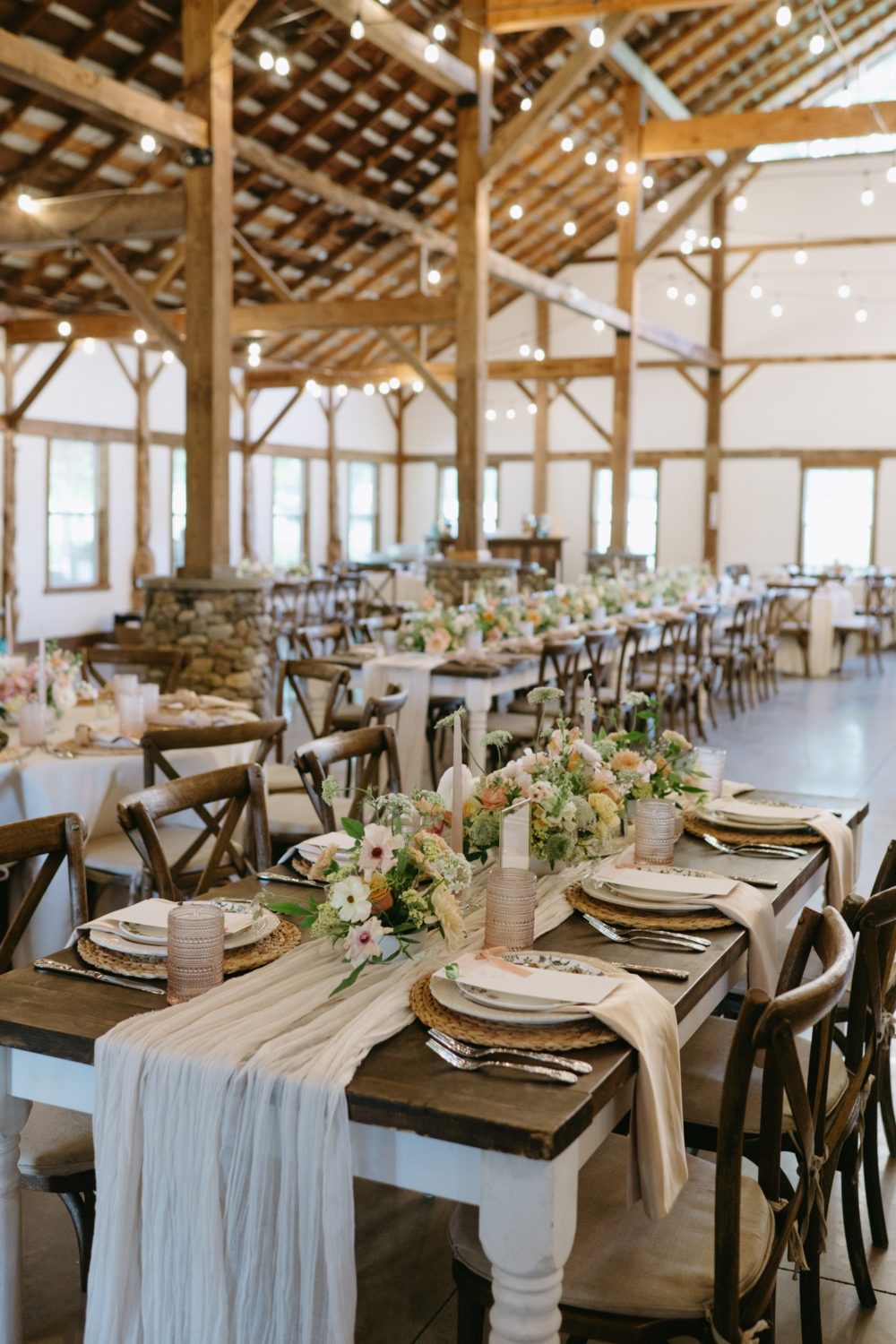 soiree great marsh estate reception details tablescapes florals